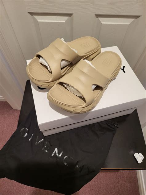 givenchy slides kids|Givenchy marshmallow slides.